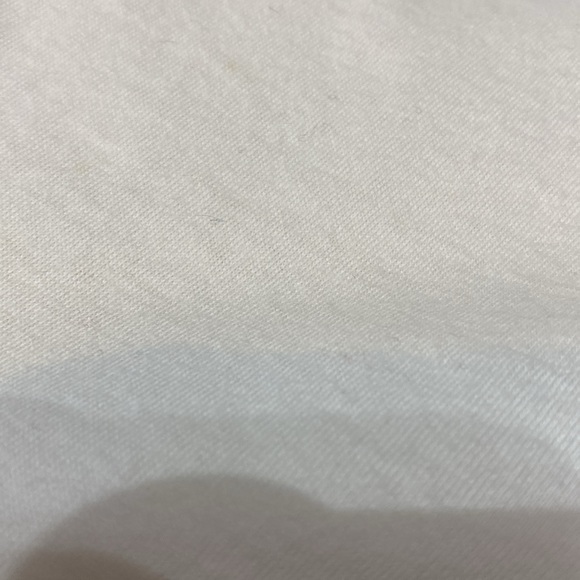 Basic Edition off wht OS longsleeves blouse. Size Large - Picture 6 of 10